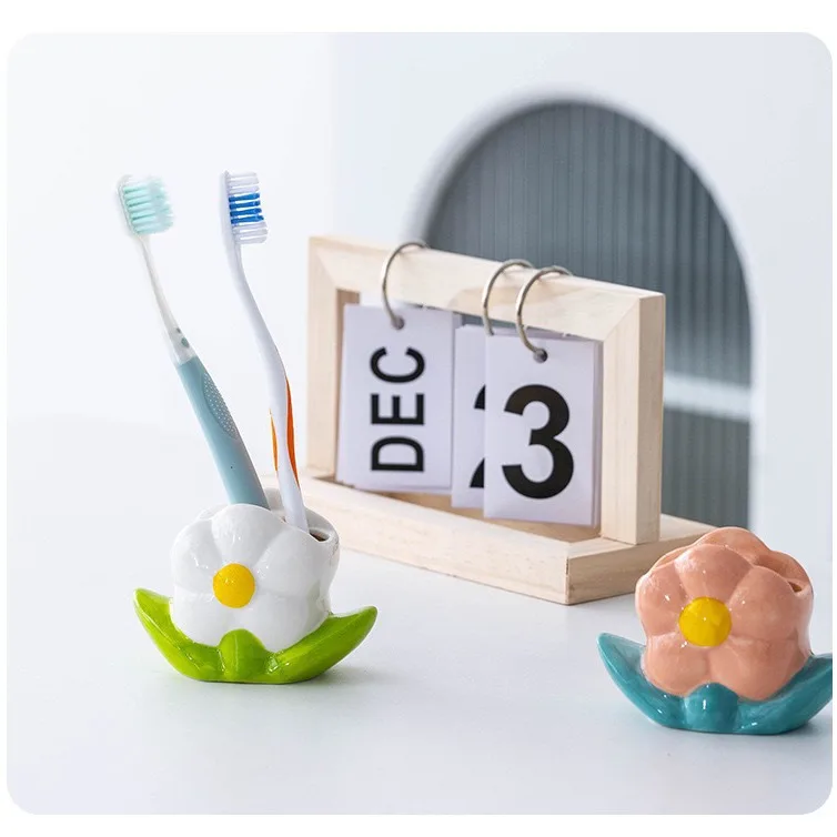 Porcelain flower porous toothbrush holder bathroom toothbrush holder makeup eyebrow pencil holder customized