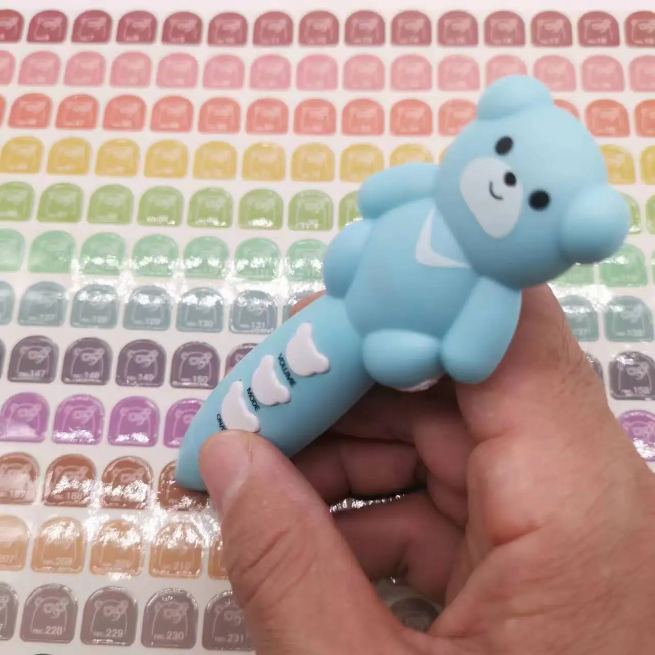 New arrival Little bear speaking sound voice pen teaching English Chinese Spanish French Italian story books learning toy