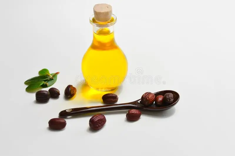 
100% Pure Jojoba Essential Oil Used In Skin Care 