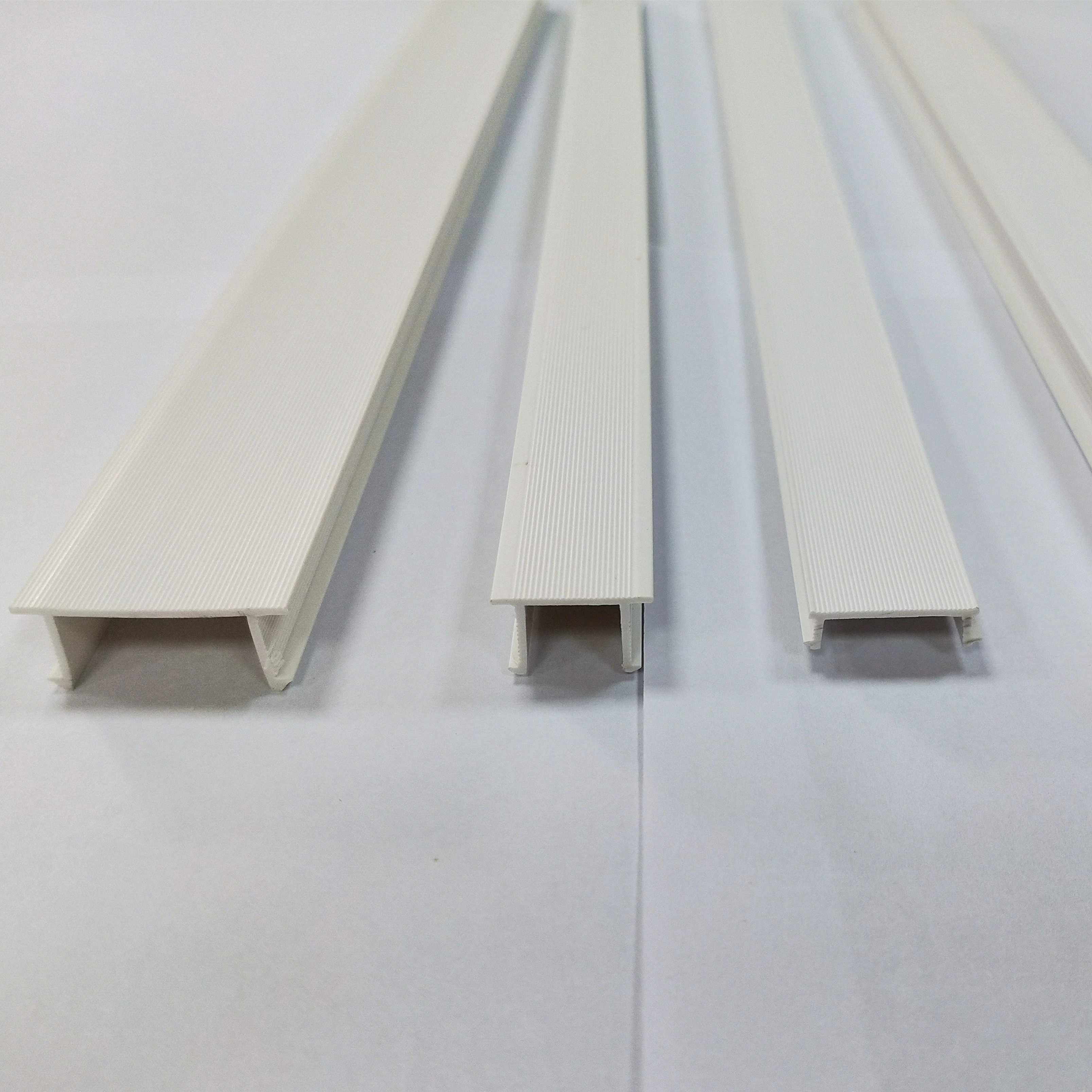 PVC  Angle Beading Good Quality Plastic Groove Lines Outdoor Wall Plastering Groove Joints