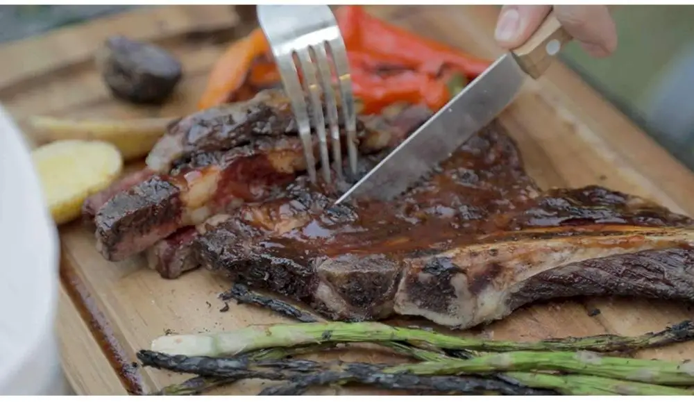 Acacia Steak Board with Knife Holder Plate for Serving, Wooden Cutting Board for Kitchen