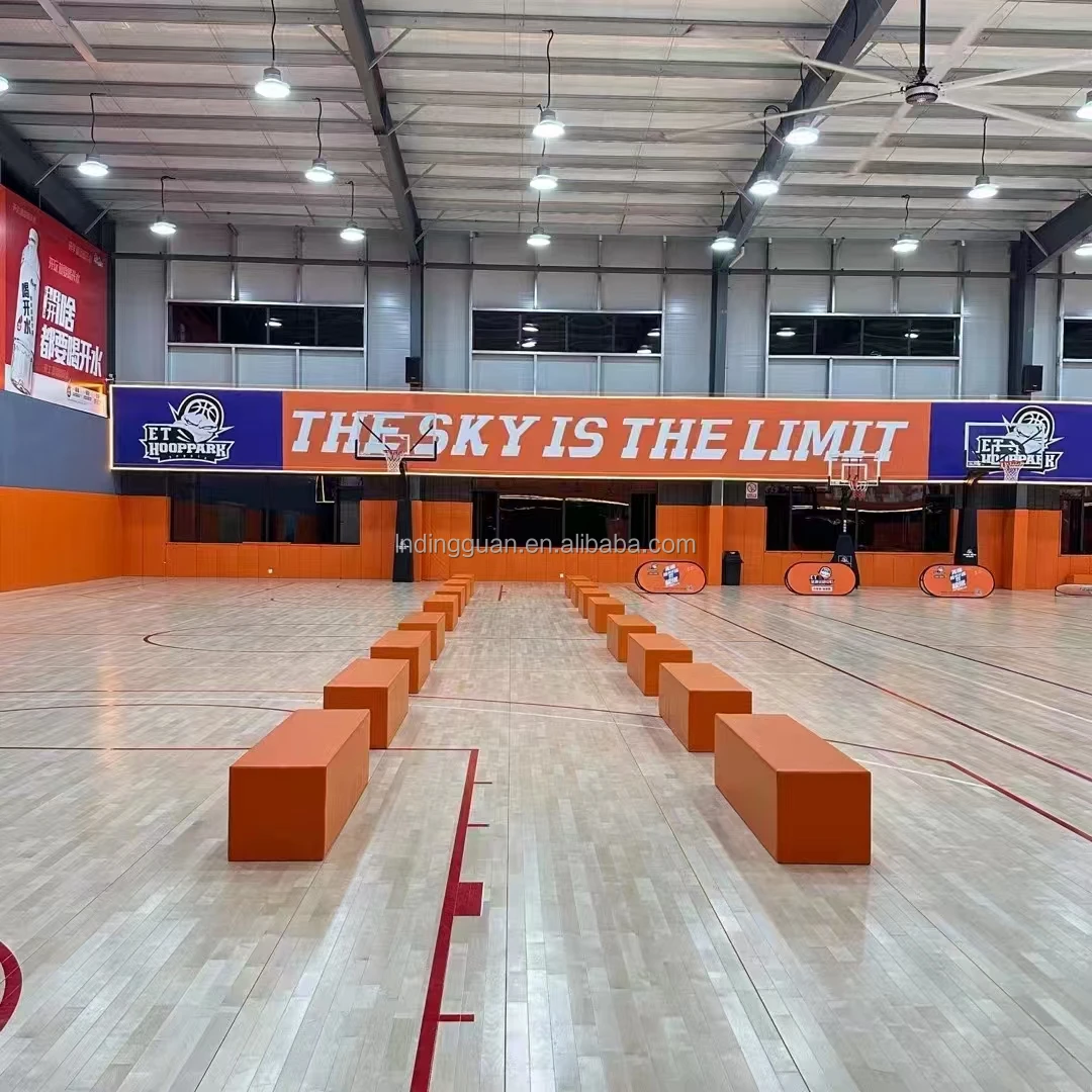 Wholesale popular indoor natural high-quality maple waterproof hardwood Huamu flooring