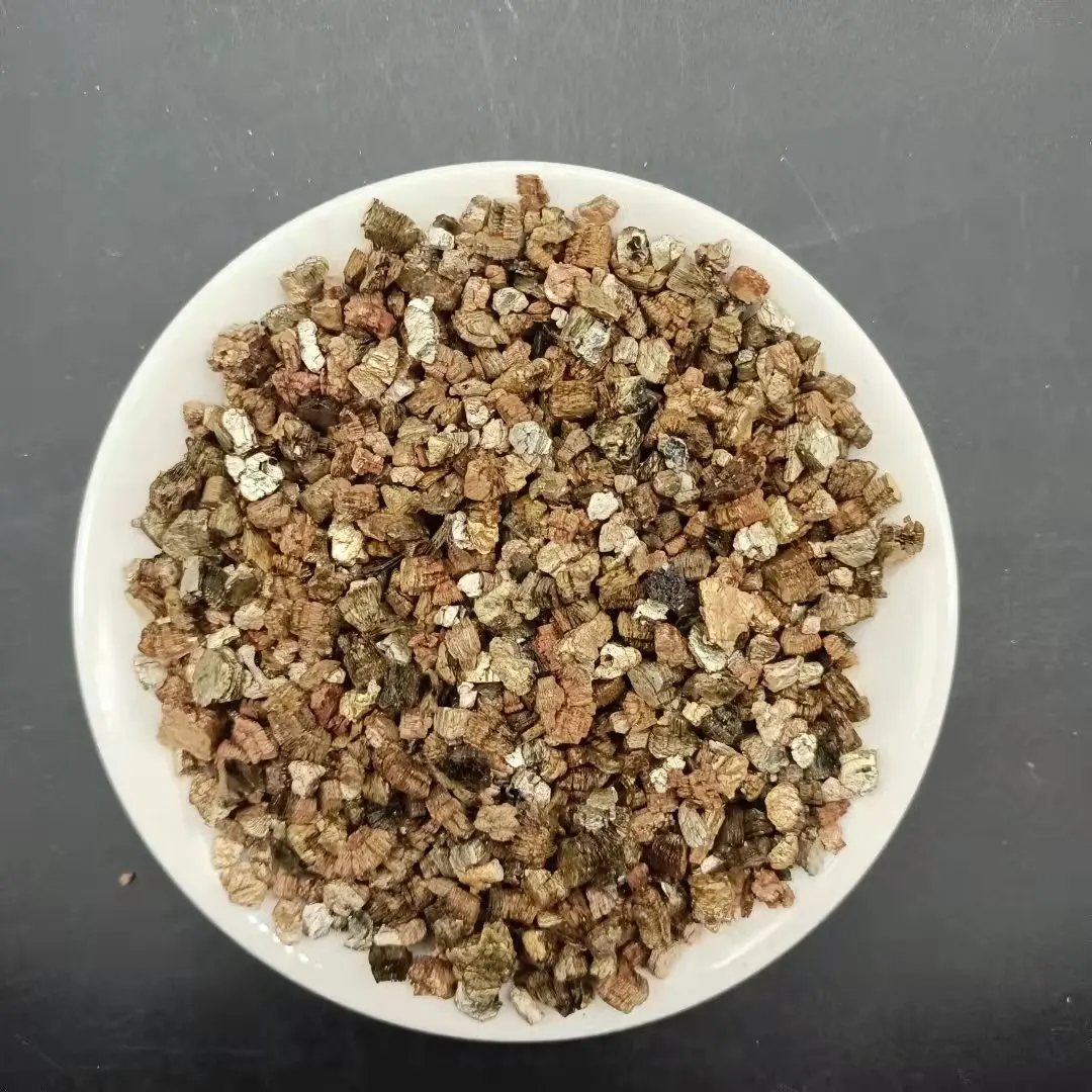High Quality Manufacturer Raw Gold Crude Vermiculite Ore Vermiculite   2-4mm/4-8mm Silver Expanded Vermiculite