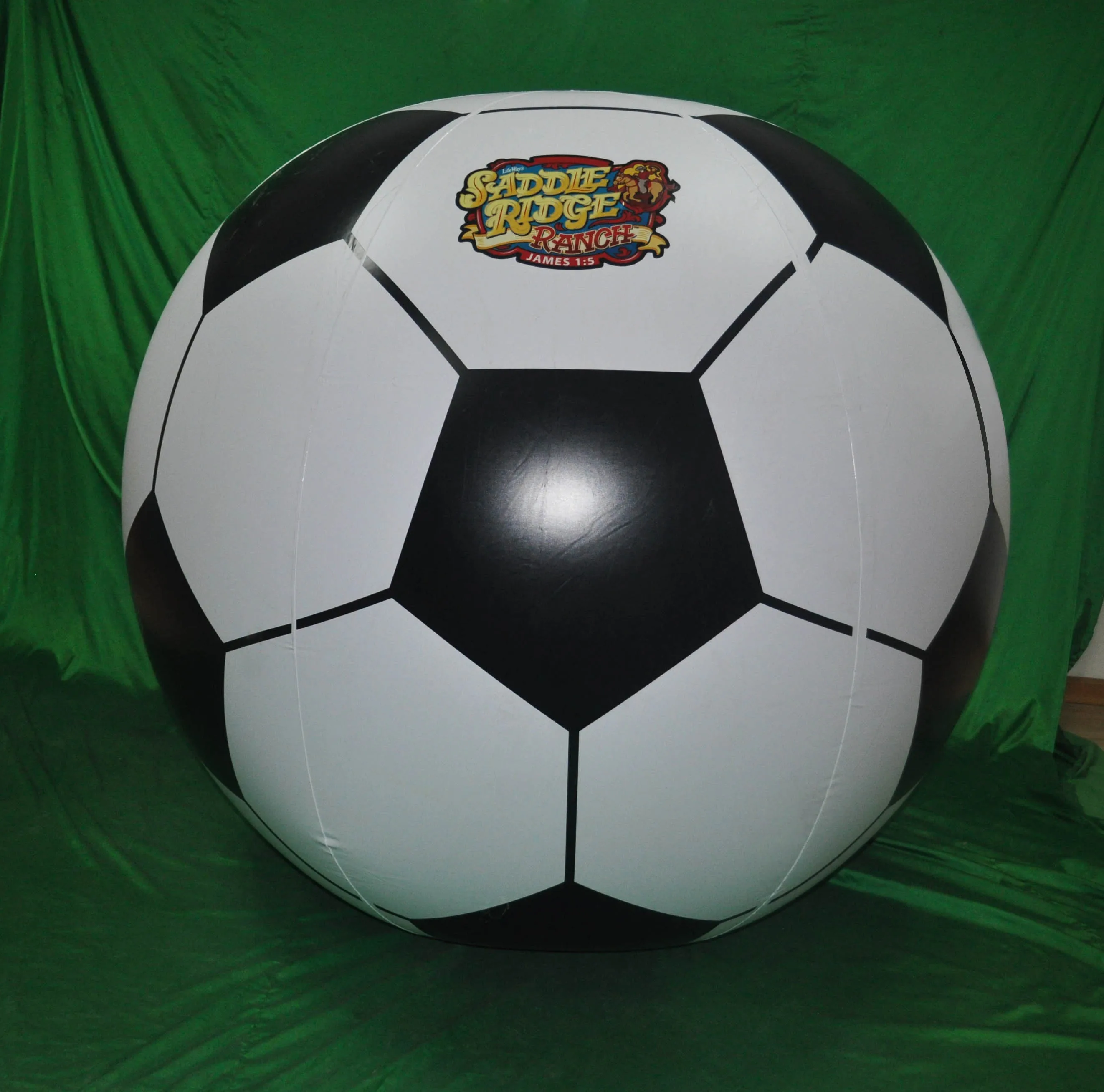 Customize size Inflatable Soccer Ball Party Favors Summer Swimming Pool Beach Game Toys for Kid Girl Boy Sport