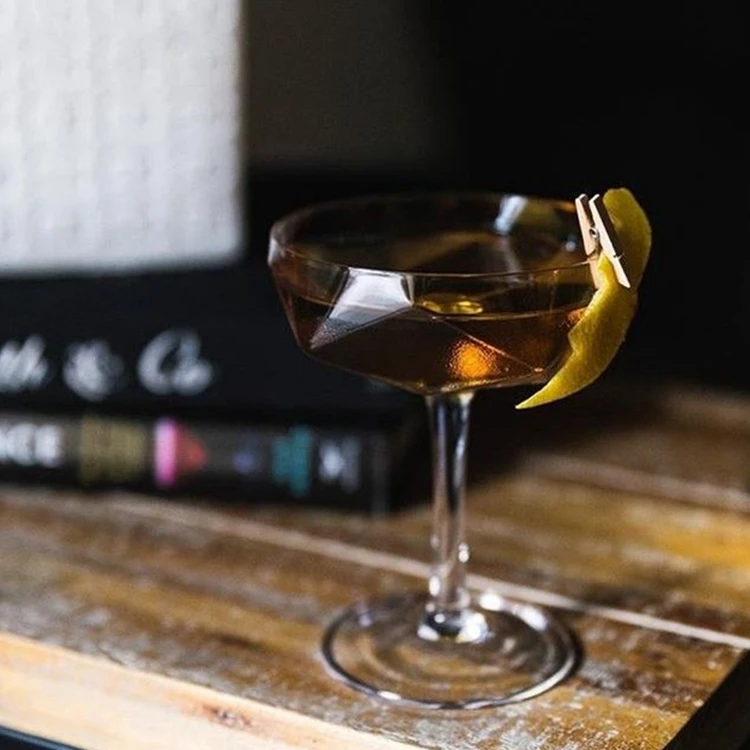 300ml lead free goblet glass ice cream dessert cup drinking crystal Margaret glass stem cocktail glasses