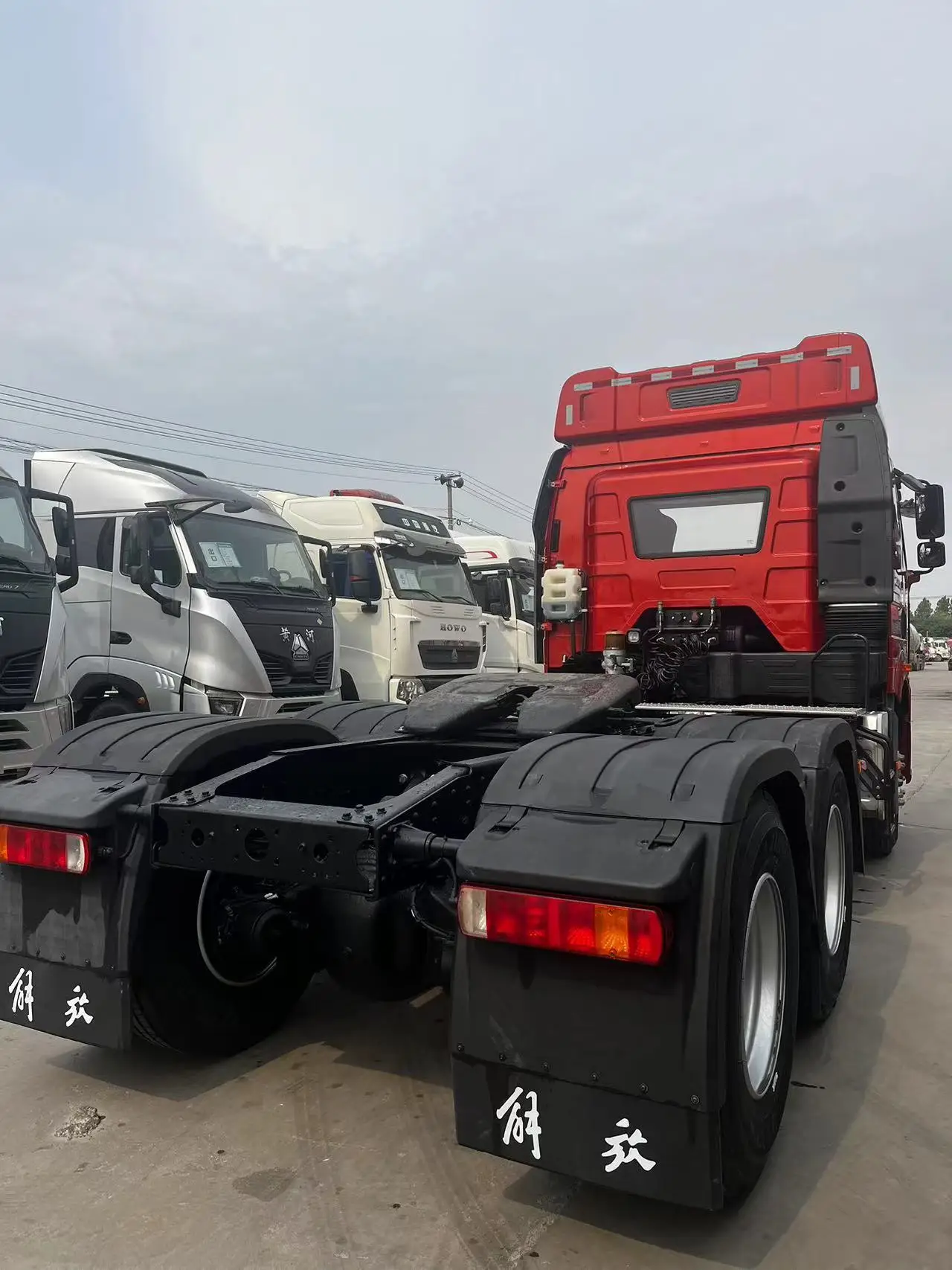 Подержанный трактор для продажи 6*4 420 л.с. J6p Faw Jiefang грузовик тягач подходит различных грузовых многоцелевых грузовиков