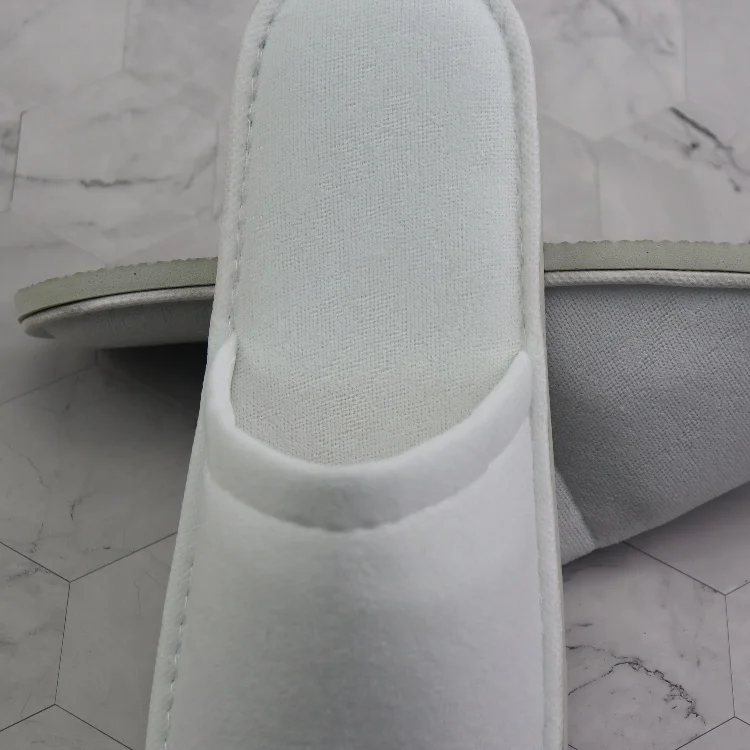 White Nap Clothe Wholesale Soft Hotel Disposable Slippers Customizable   Closed Toes Nap Clothe Hotel Slippers
