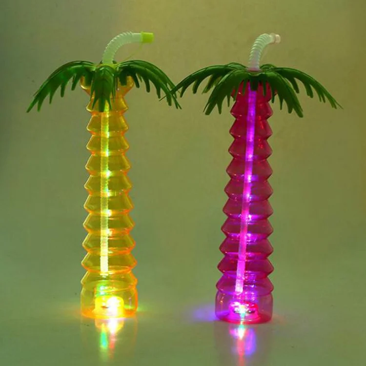 Cute Gifts 500ML Bottles Plastic Water Bottle Portable Led Palm Tree Yard Slush Party Cup