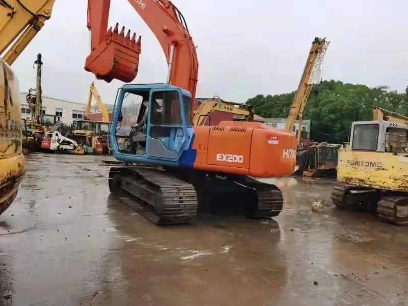 Japan used Hitachi EX200 excavator low working hours sold at a low price the original Hitachi EX200 ZX120 ZX200 EX60 excavator