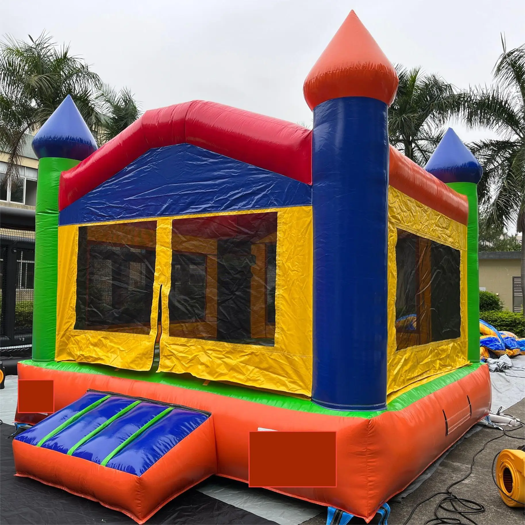 Colorful beauty Jump Bounce House Slide Party Playground Super Fun Bouncy Castle Combo for kids outdoor China shopping mall