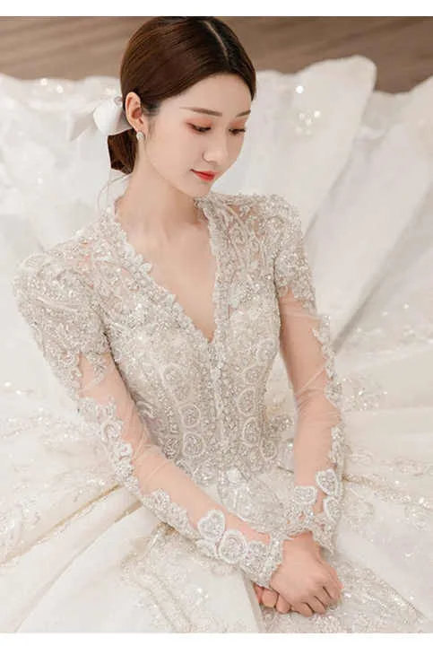 New Arrivals 2024 V-neck Long Sleeve Backless Heavy Beaded Bride Luxury Wedding Dress Muslim