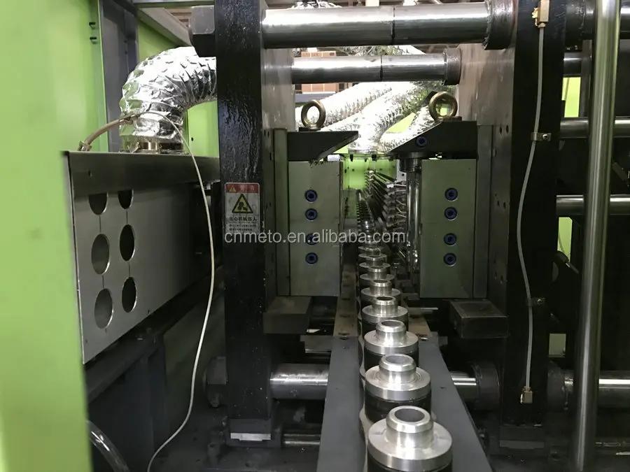 Fully Automatic 2 Cavity 2000 Bph Pet Bottle Blowing Machines For Plastic Bottle Making Machine