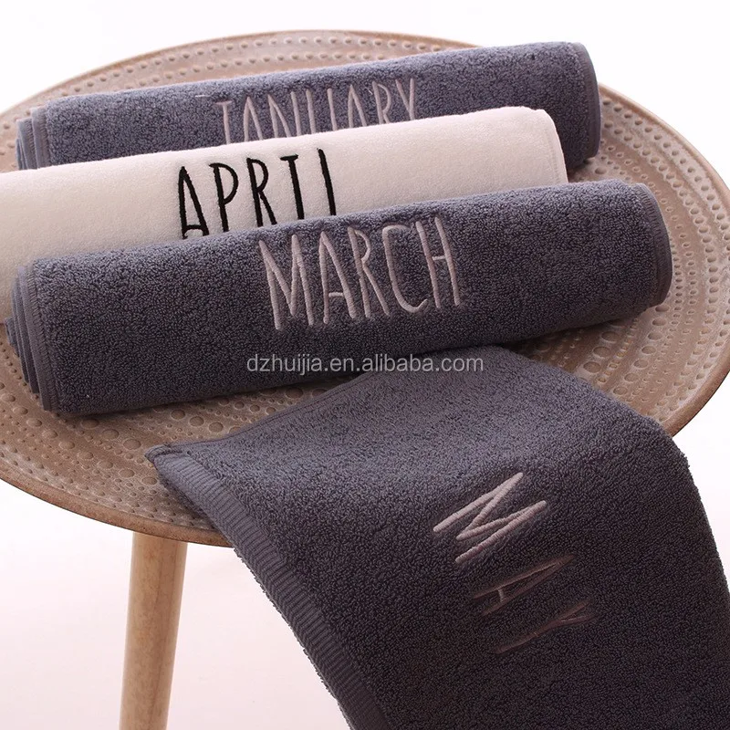 Eco-friendly Hotel Cotton Bath Towels Wholesale 70 cm x 140 cm Customized Towel High Quality