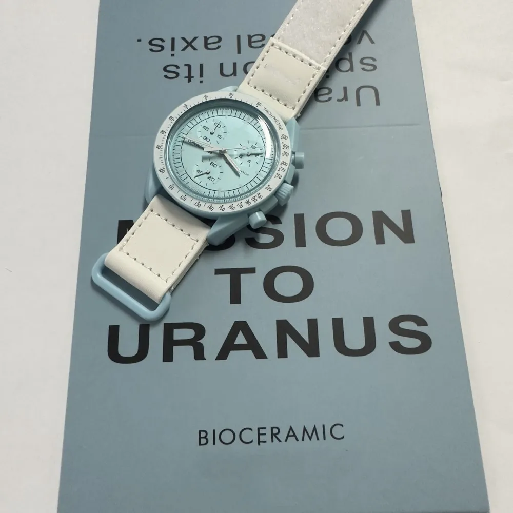 2023 fashion top brand sports watch for men and women 41mm case quartz movement waterproof watch can be customized products