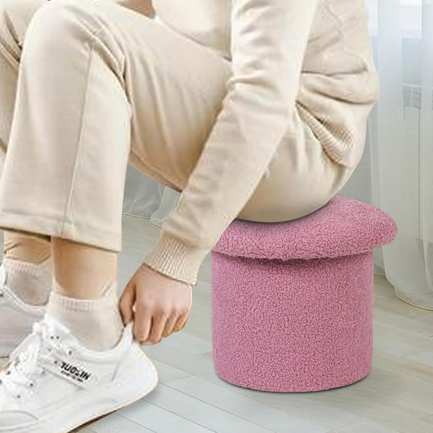 New Design Mushroom Shaped Small Foot Rest Teddy Velvet Upholstered Storage Footstool Ottoman For Room Decoration