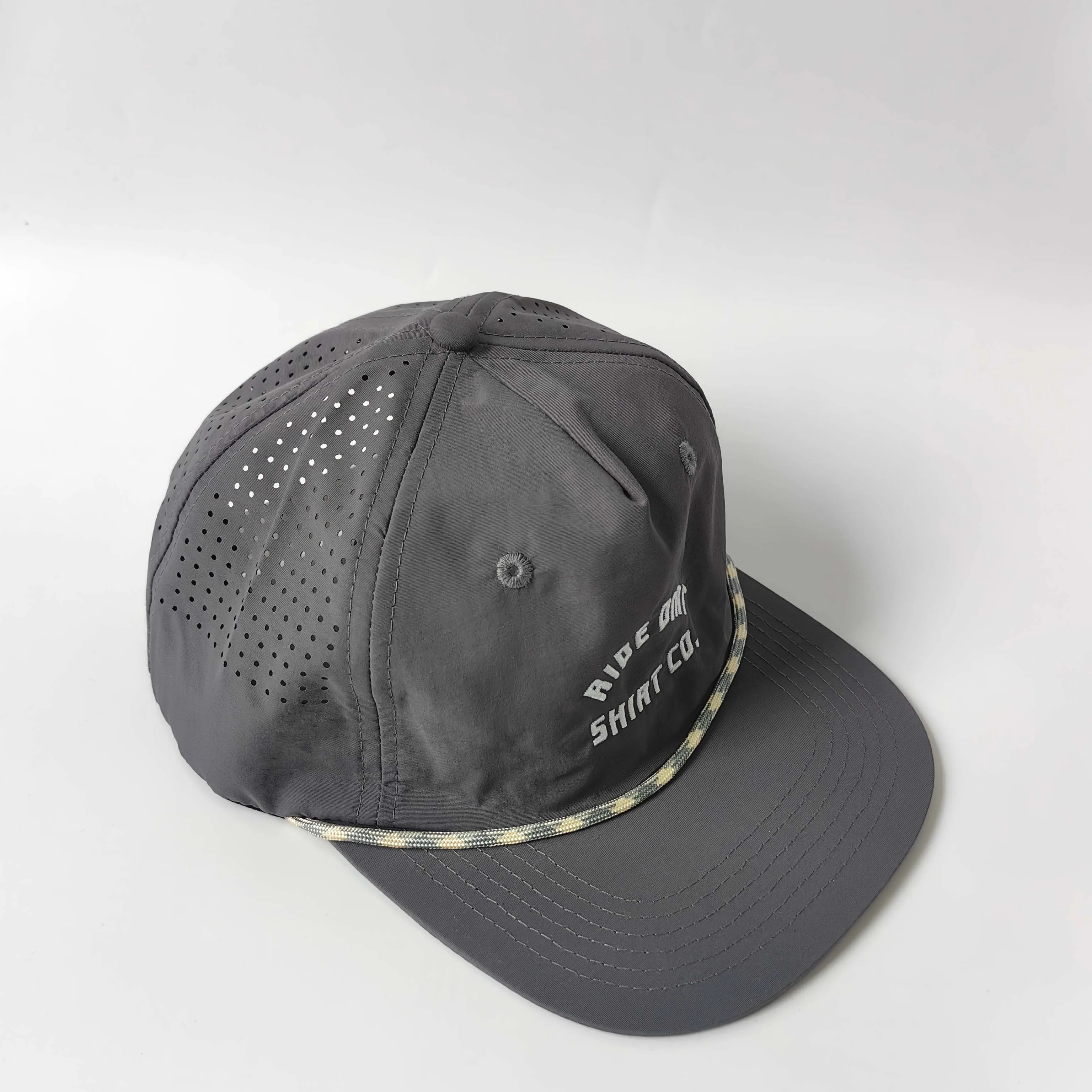 Мужская 5-панельная бейсболка с перфорированной лазерной резкой