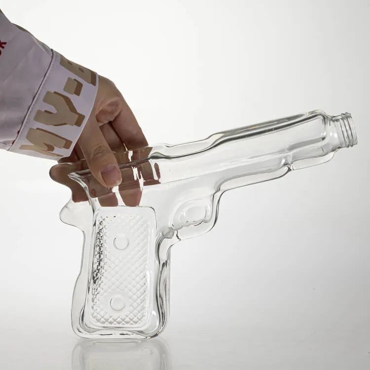 Wholesale Gun Shaped Pistol Gun Shaped Empty Luxury Wine Bottle Glass Wine Bottle  For Tequila Brandy Liquor