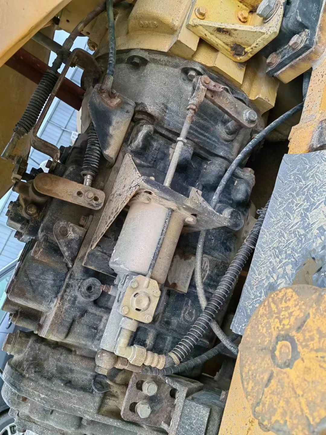 Вторая ручная строительная техника 22ton LIUGONG624 полный гидравлический Железный трехколесный дорожный каток с хорошим состоянием