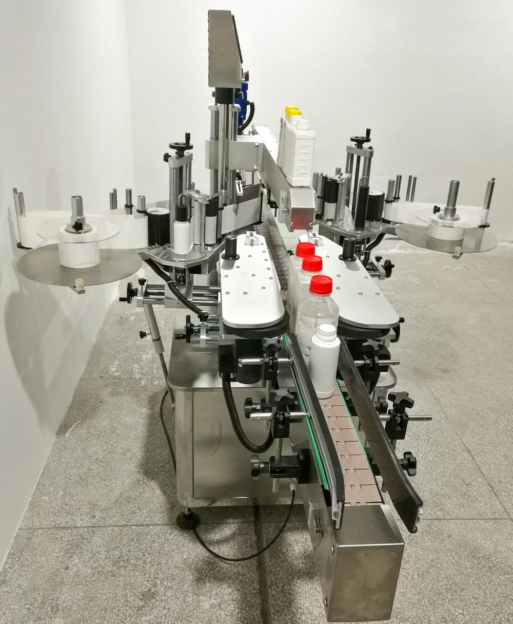 YM620 Automatic double sides self adhesive oblate square flat bottle plastic bottle labeling machine