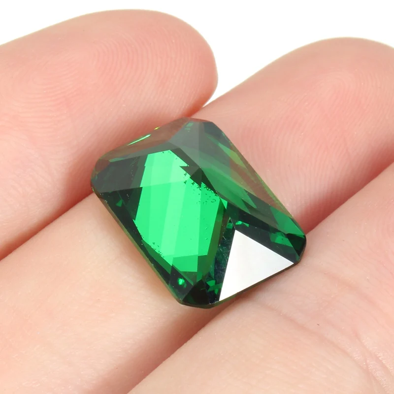 The New 9.08CT Does Not Heat, Dazzling Artificial Green Sapphire 10X14MM Diamond Emerald Bare Gemstone DIY Jewelry Pendant Craft