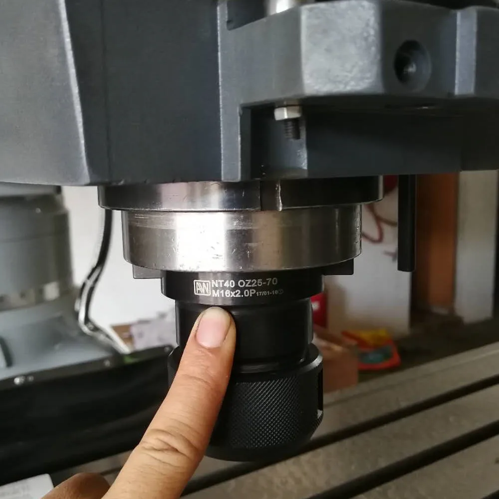 Фрезерный станок токарного типа A & T MODEL ANT8680 пневматический тяганный стержень пневматического тяги