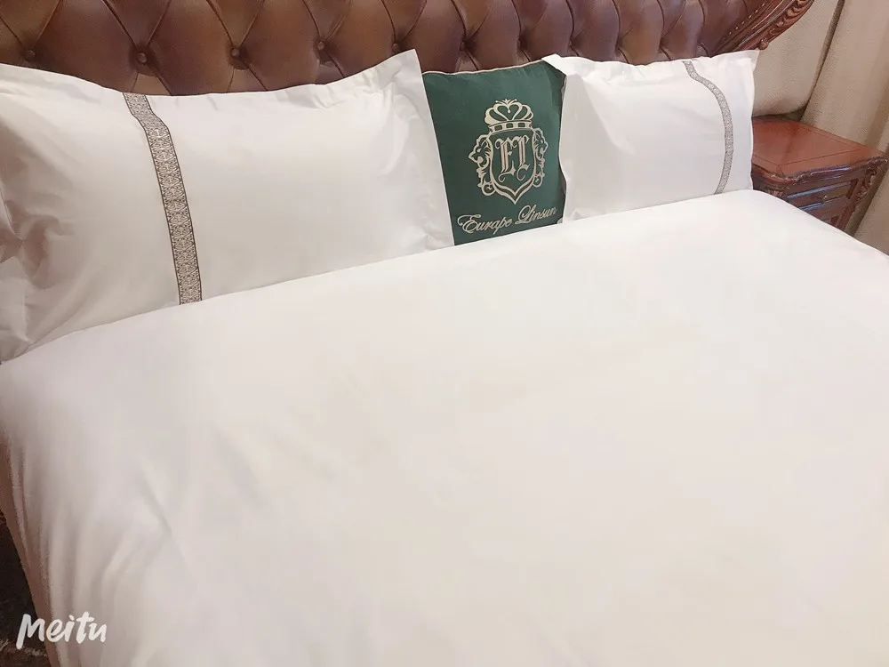 Deeda factory 300TC sateen white hotel linen size for duvet cover and bed sheets