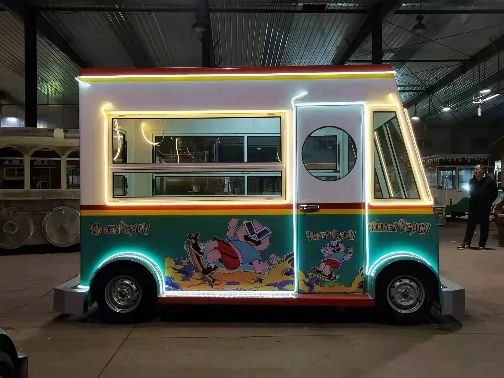 Sulong manufacture cheap discount mobile ice cream coffee barbecue beverage fast food truck mobile food trailer for sale
