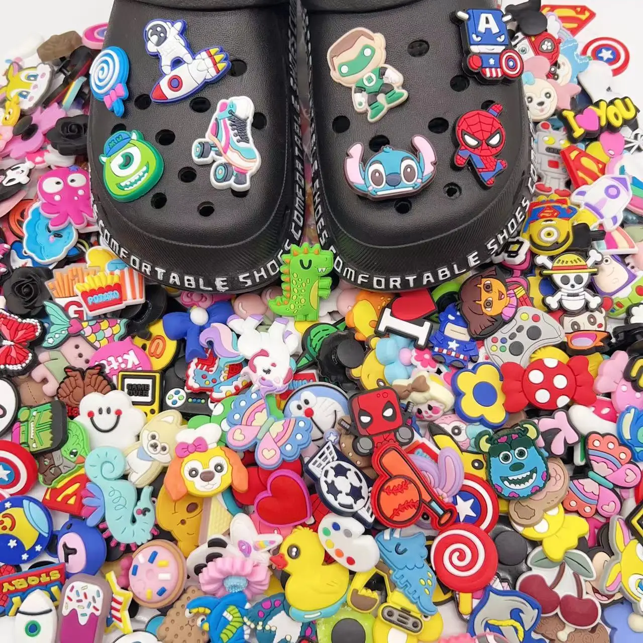 Random 100 Non-Repeating Crocks Clogs PVC Soft Rubber Shoe Buckles DIY Accessories with Mixed Batch Plastic Flower Shoe Charms