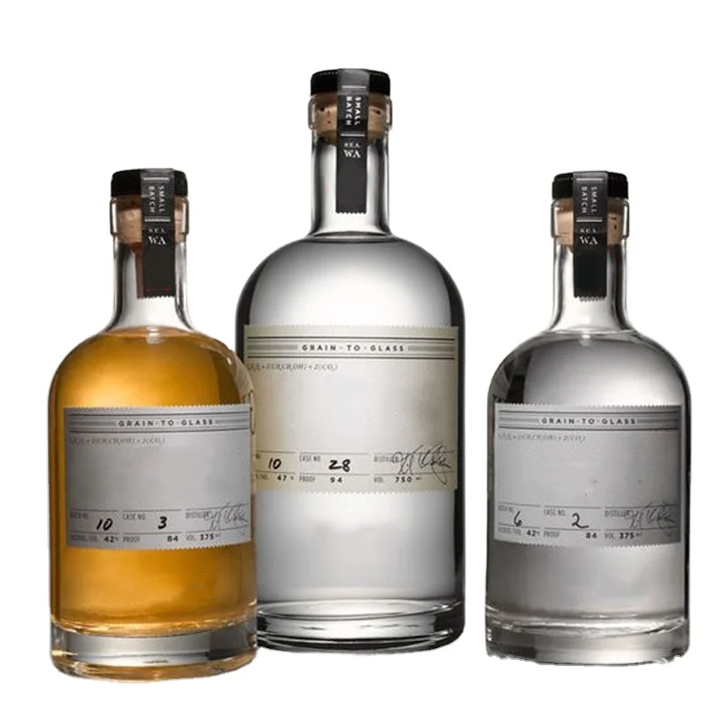 High Quality Transparent Skull Glass Bottle with Wooden Stopper Frost Finish for Whiskey Vodka Brandy Packaging Screw Cap Seal