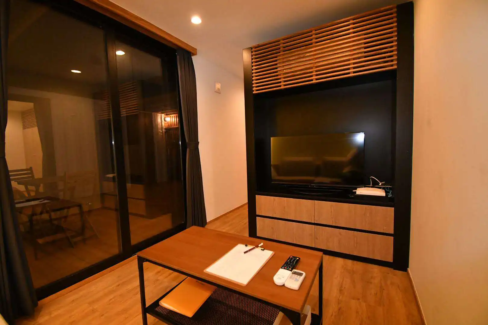 20ft low cost luxury shipping container house home hotel with bathroom kitchen in japan