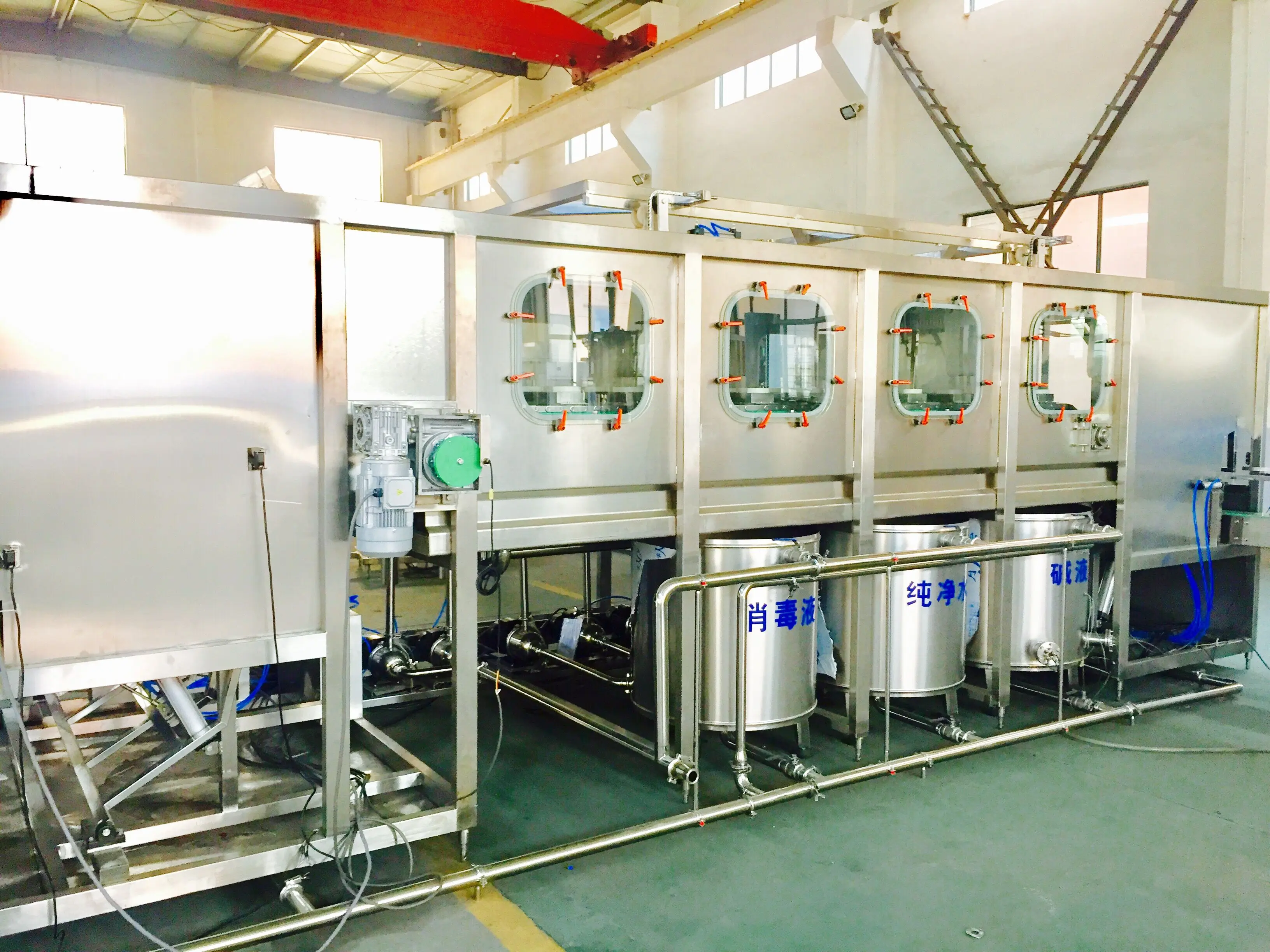 Zhangjiagang factory 5 gallon barreled water filling machine/bootled 5 gallon water bottling line