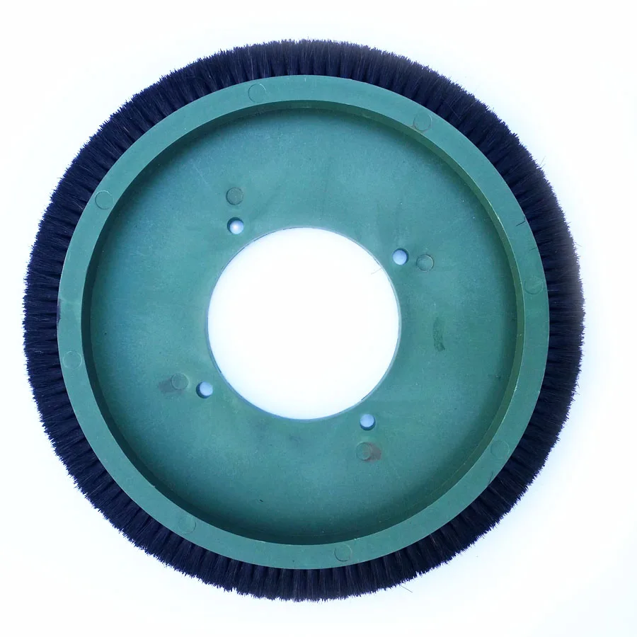Wheel textiles cleaning brush for dyeing machine