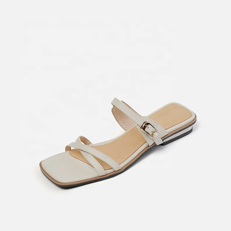 2022 Summer New Design Rubber Footwear For Women PU Upper Cross Strap Buckle Slides Fancy Ladies Sandals Women Flat Sandal