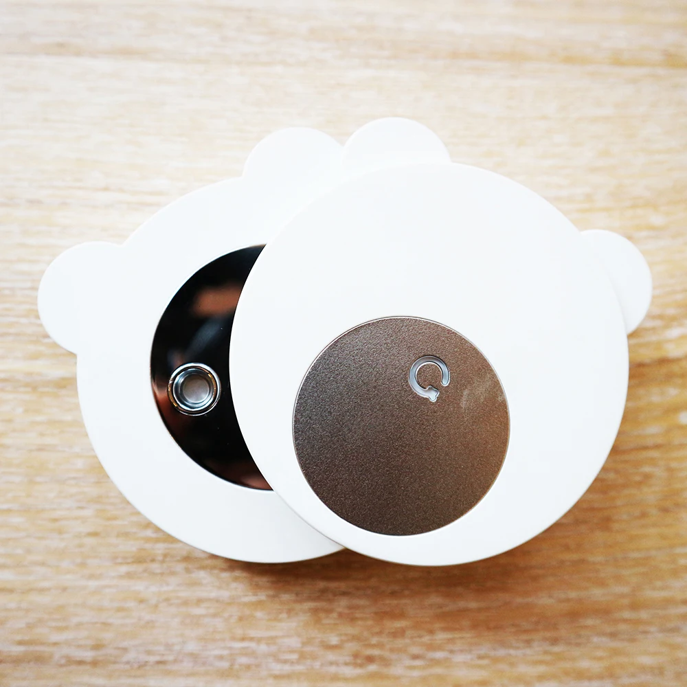 Portable Daily Face Care Moisturizing Spray Built-in Makeup Mirror Ultrasonic Mist Spray Cosmetic Device for Facial Moisturizing