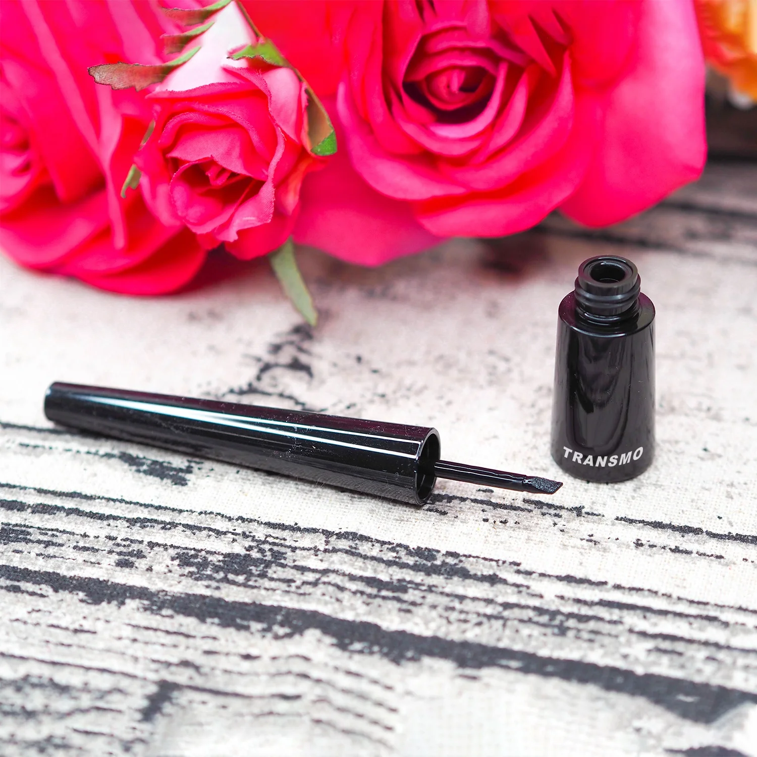 Custom logo eyelash glue serum bottle cone shape eyeliner tube 4.5ml liquid eyeliner bottle