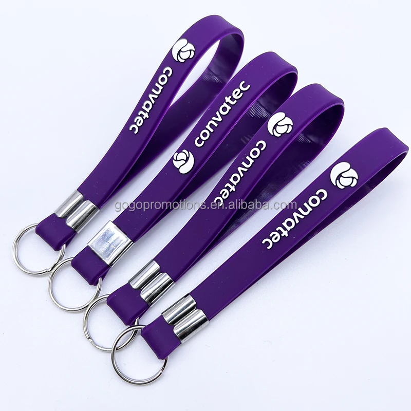 Low Price Wholesale Online Event Giveaways Silicone Wrist Strap Keychain Colorful Keychain