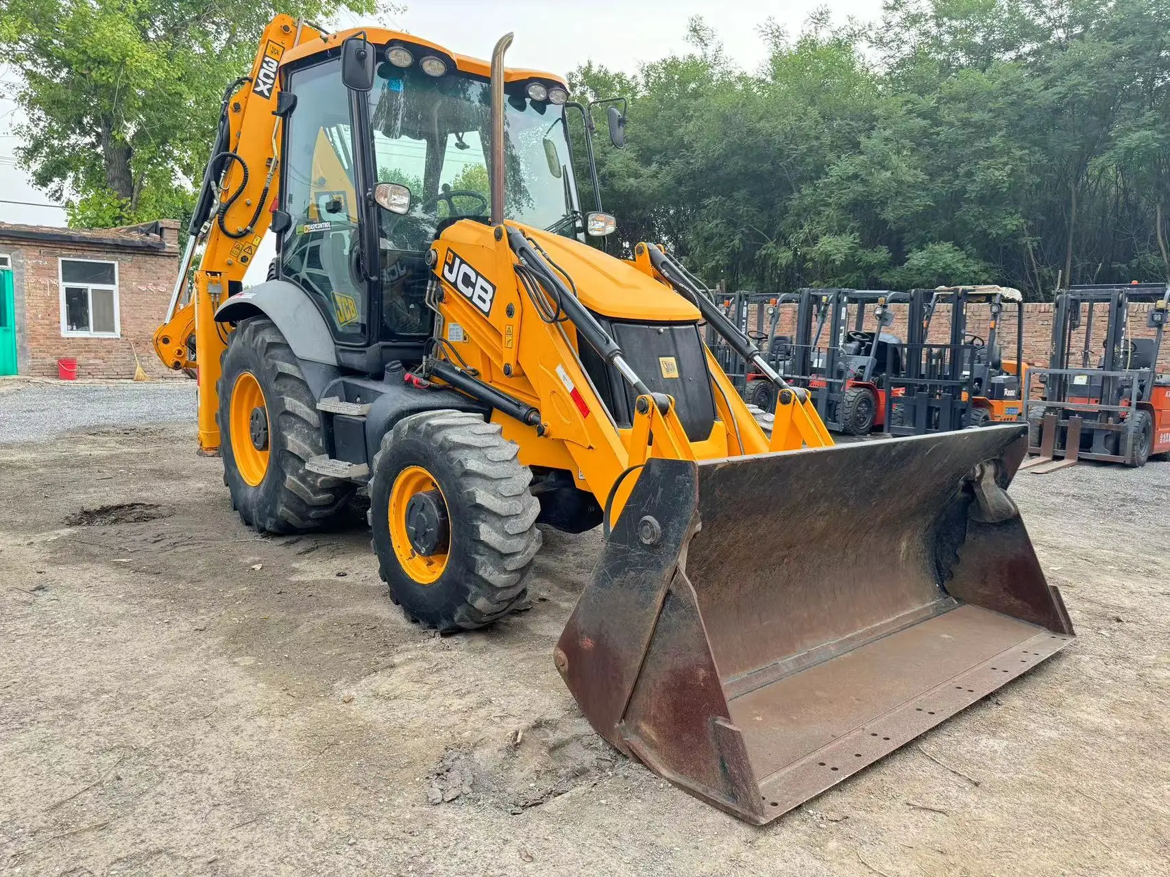 Высокое качество ИСПОЛЬЗУЕТСЯ JCB 3CX колесный погрузчик для строительных работ включая функции экскаватора