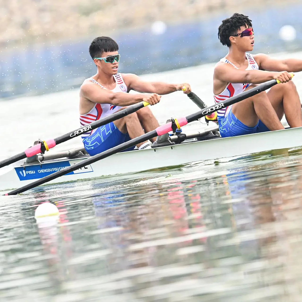 2x Racing Boats Rowing Scull Design for High Performance