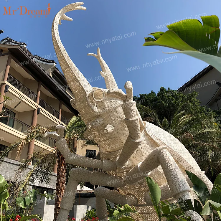 Mr.Dream commercial resort project outdoor weaving rattan wicker animal furniture for garden
