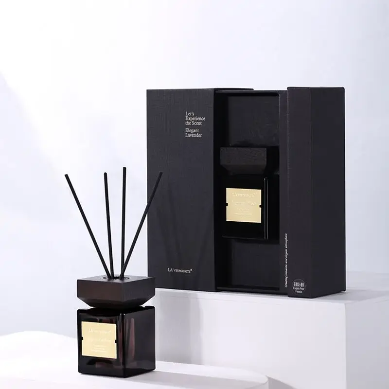 Custom luxury reed diffuser private label popular home fragrance aromatherapy diffuser cover with rattan reed diffuser sticks