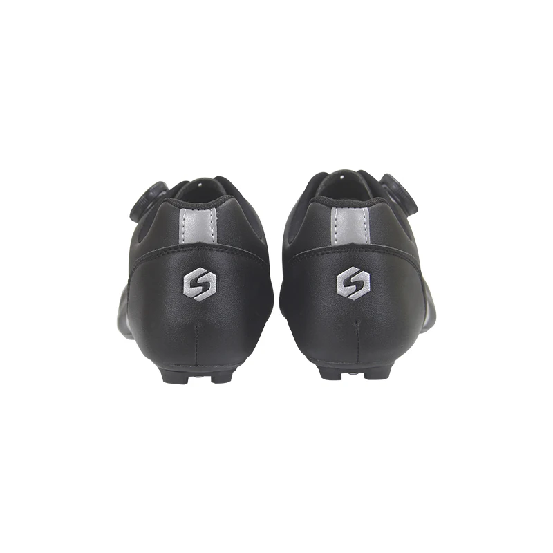 The sole is made of carbon fiber, which can replace the heel