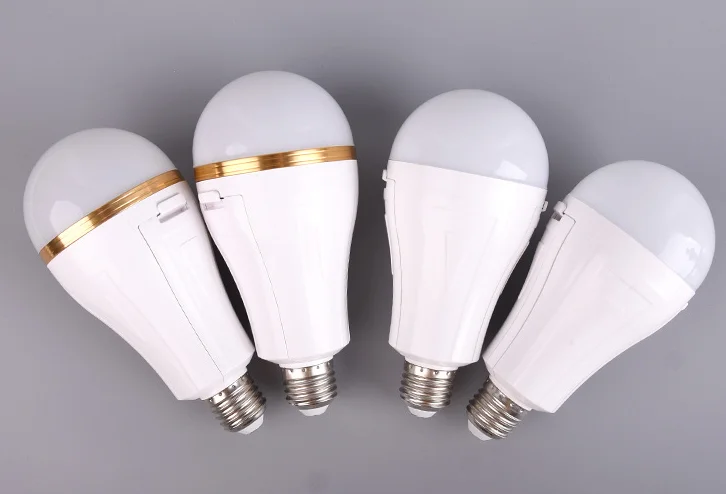 High quality Intelligent E27 Rechargeable Emergency Smart Bulb 1600mah Emergency 12w 15w 18w LED  Bulb Light with Battery