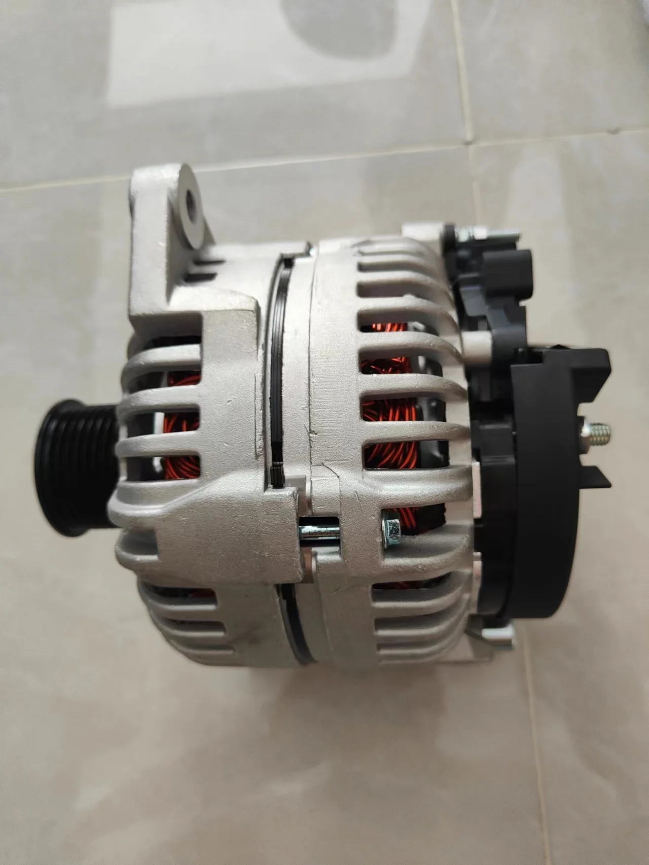 Высокое качество, заводская цена, Yuchay дизельный двигатель YC4D140 генератор в сборе 28V 100A