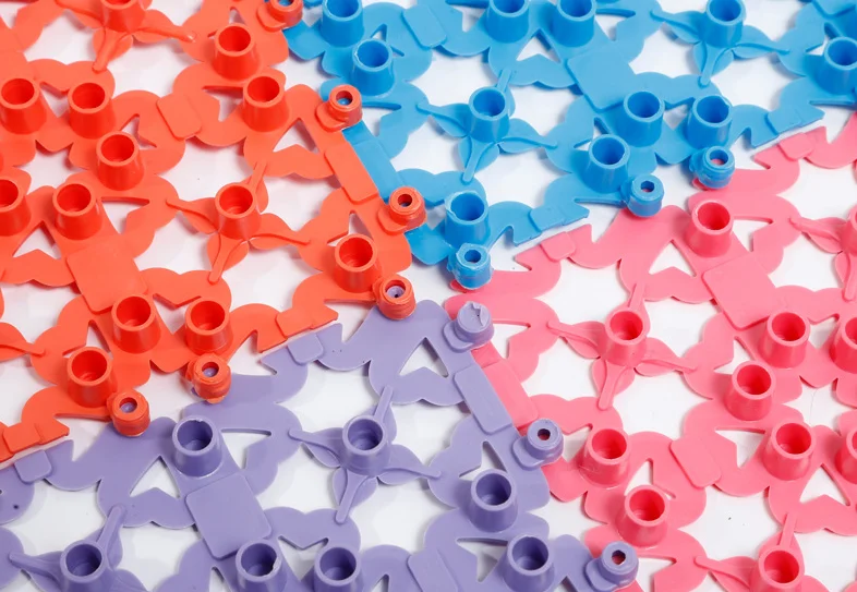 Candy color stitching square love pet mat mesh non-slip pet floor cat cage non-slip mat pet dog cage crate kennel mat