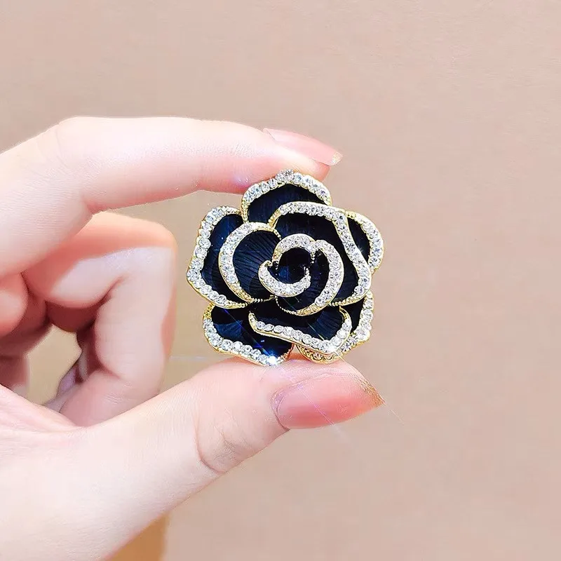 Black rose camellia new brooch