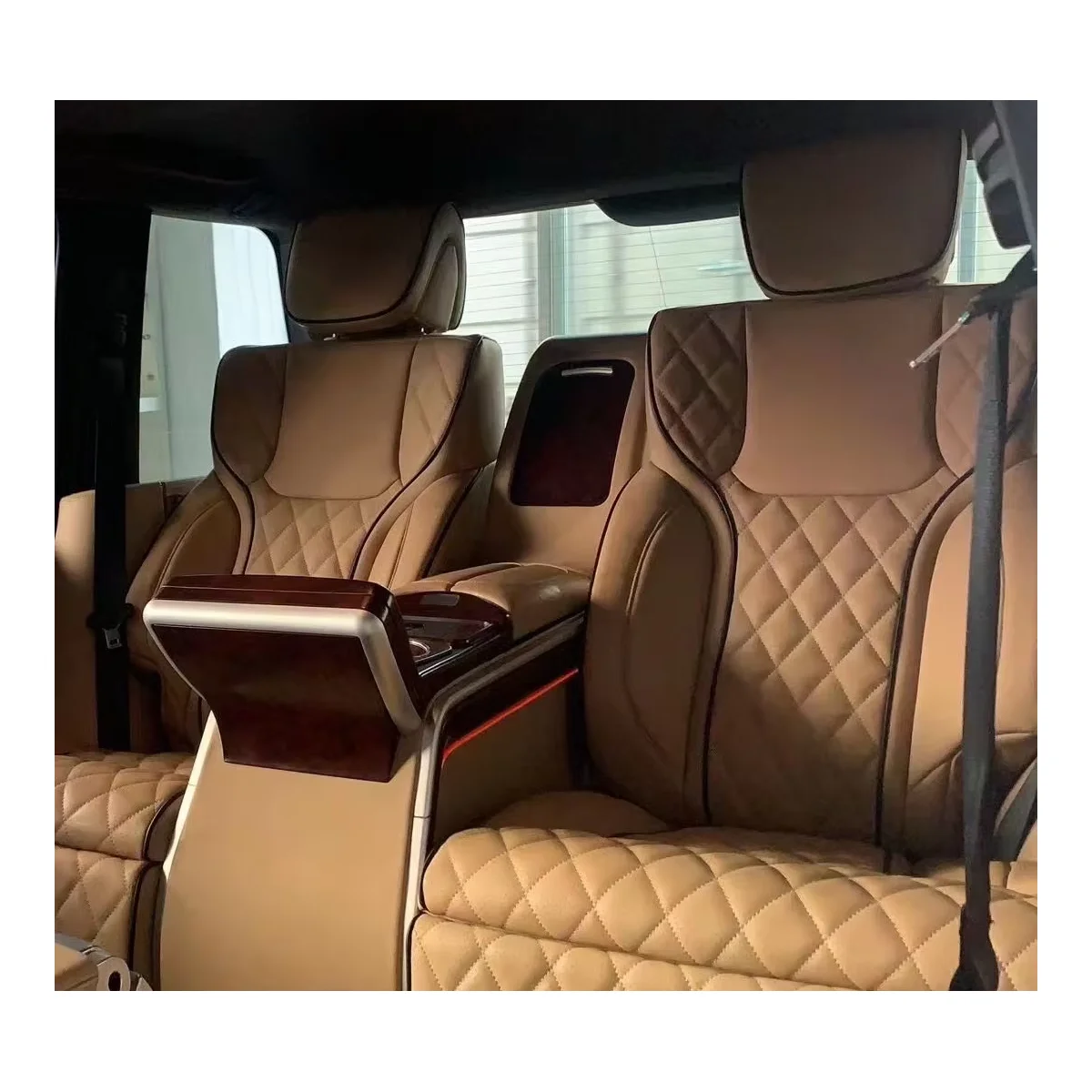 Aero Seat back seat for RANGEROVER Sport section Deluxe interior  kit luxury suv car chair   with lamp Central console