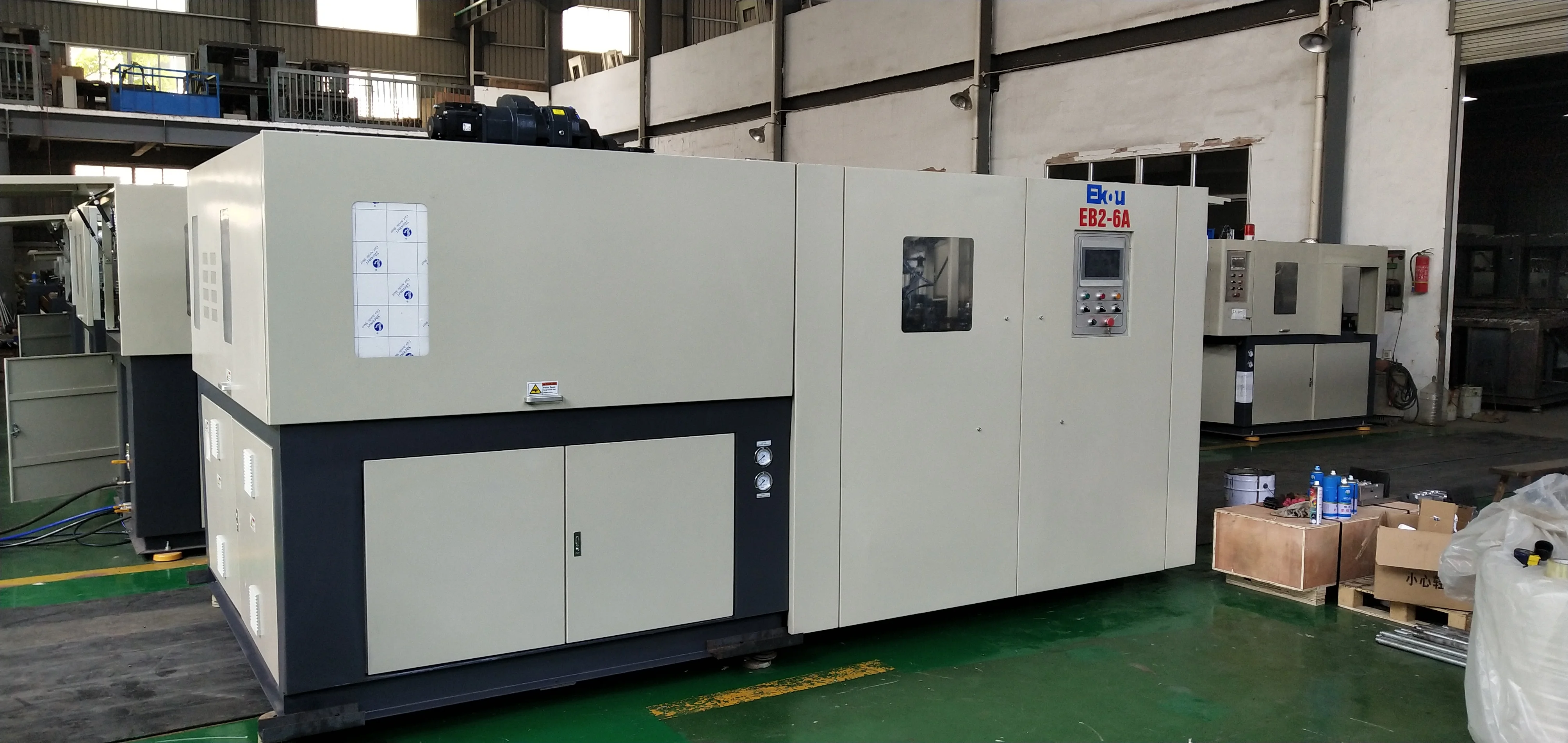 
5600-6000pcs/h 6 cavities water bottle high speed automatic pet plastic bottle making blowing machine 