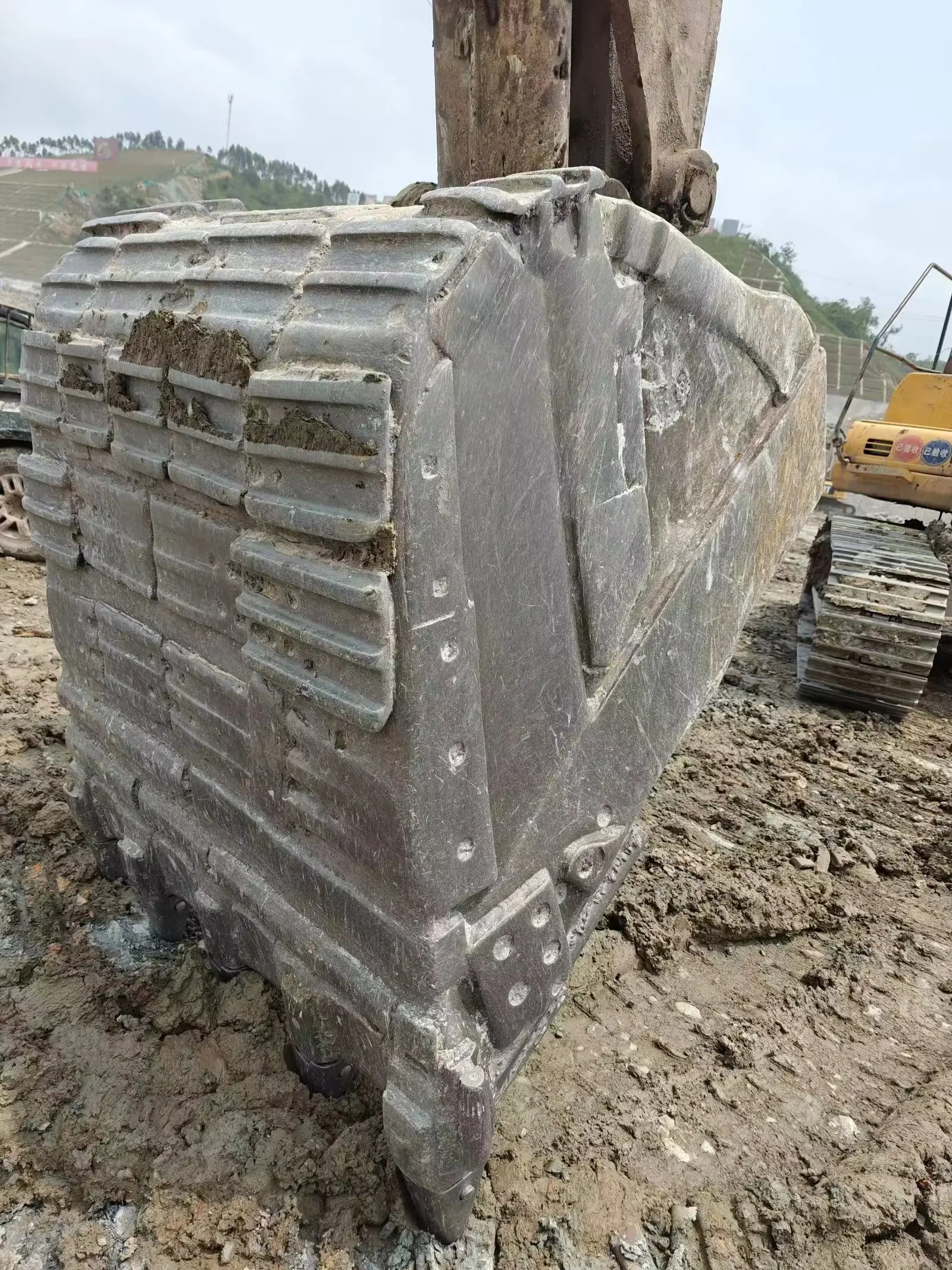 Дешевый б/у PC300-7 гусеничный экскаватор KOMATSU инженерная строительная техника подержанный для продажи