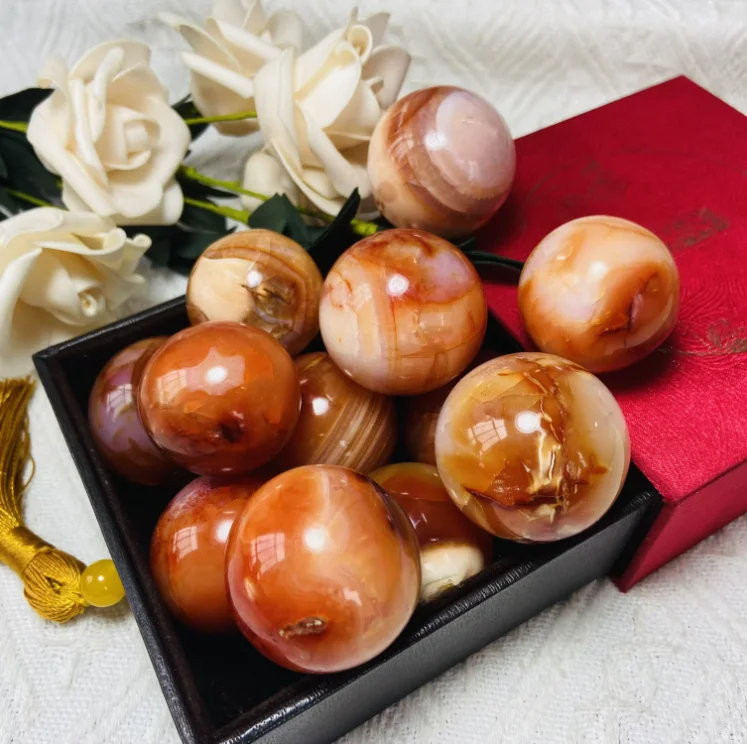 Алмазная шара из красной яшмы
