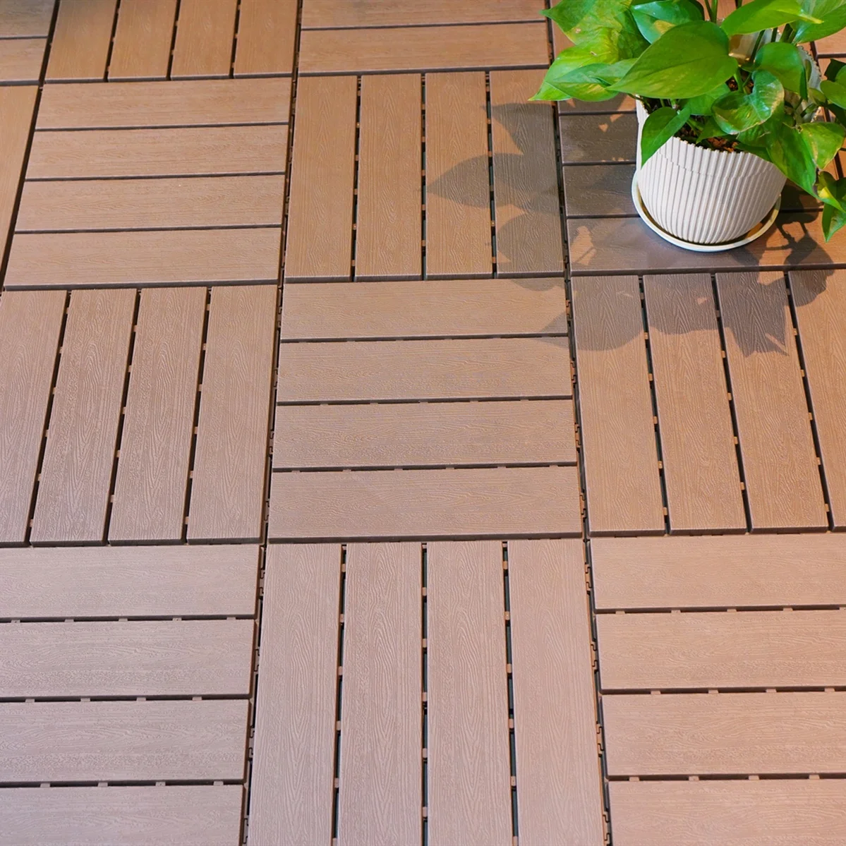 Outdoor WPC Composite Deck Tile for Balcony DIY Decking XF-N002 300*300*25 mm